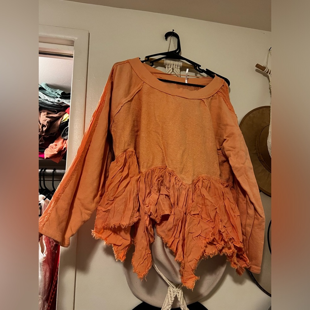 Free People / WORN ONCE Free people babydoll boho crewneck sweatshirt